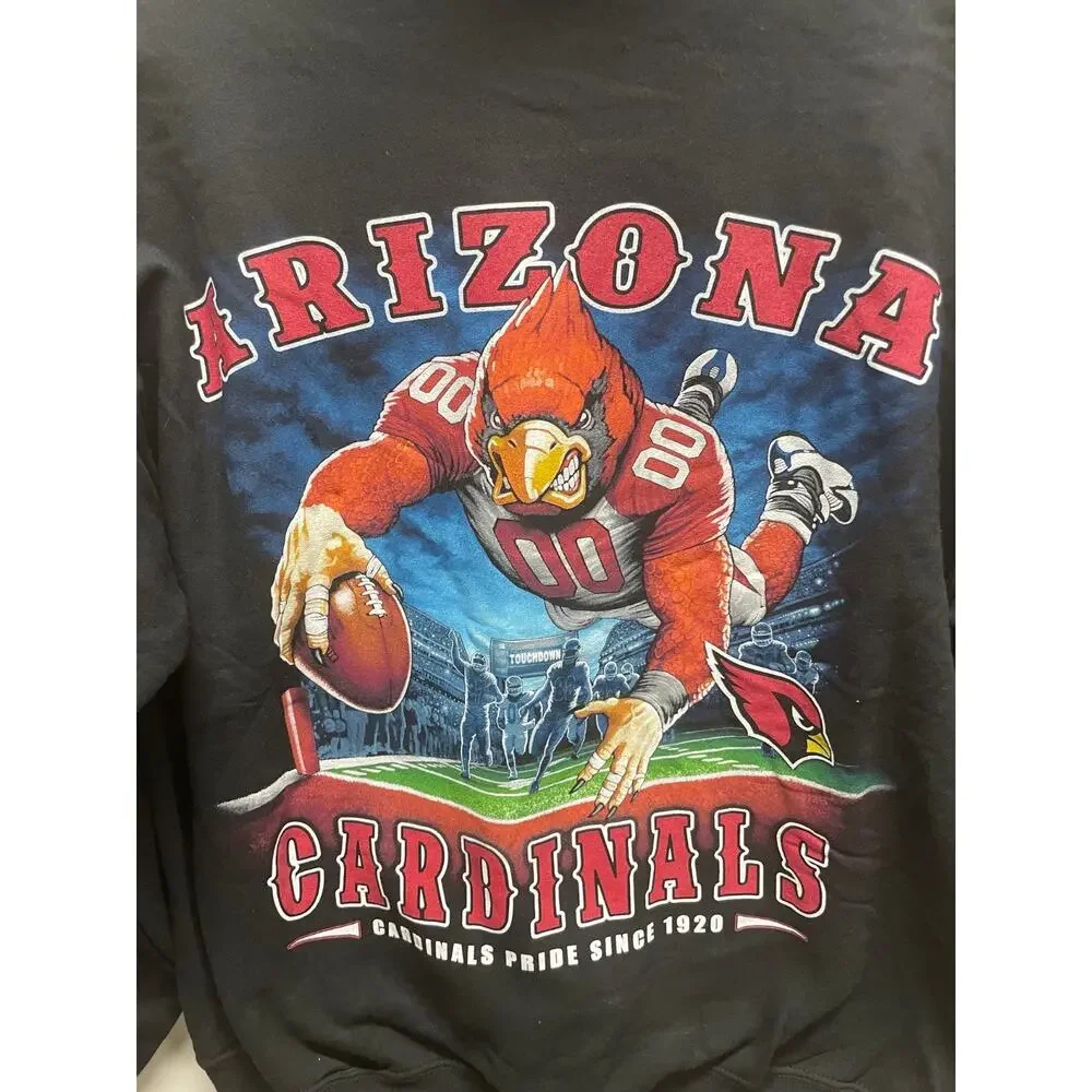 Arizona Cardinals NFL Men's Hoodie Size Large - Design on the Back New With Tags